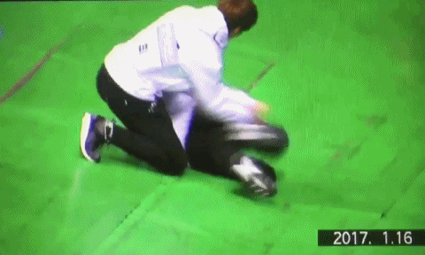 ㄱ 아육대에서 둘이 이러는 거 진짜 어이없지; | 인스티즈