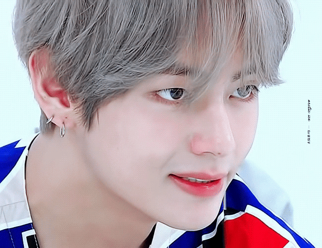 보아라 이게 김태형의 얼굴이다 | 인스티즈