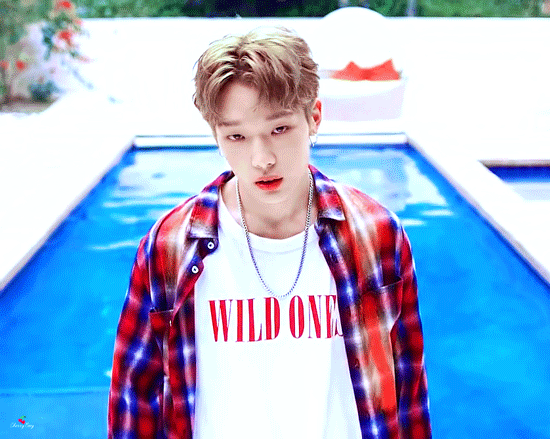 [잡담] 내가 아끼는 아이콘 김바비 미국 하이틴 그 자체 사람인 짤 품 | 인스티즈