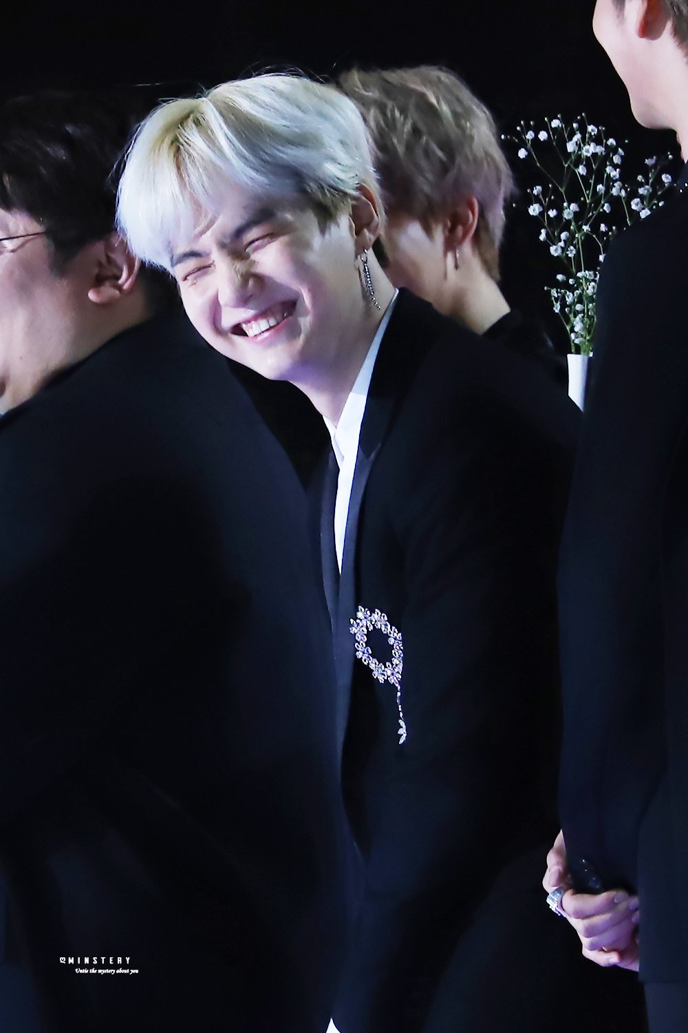 [잡담] 방탄 슈가 어떻게 사람이 어피치.. | 인스티즈