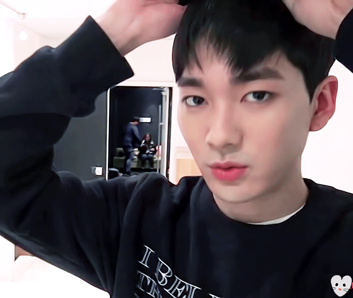 [잡담] 내 최애 진짜 내 이상형 빼다 박았엌ㅋㅋㅋㅋㅋ | 인스티즈