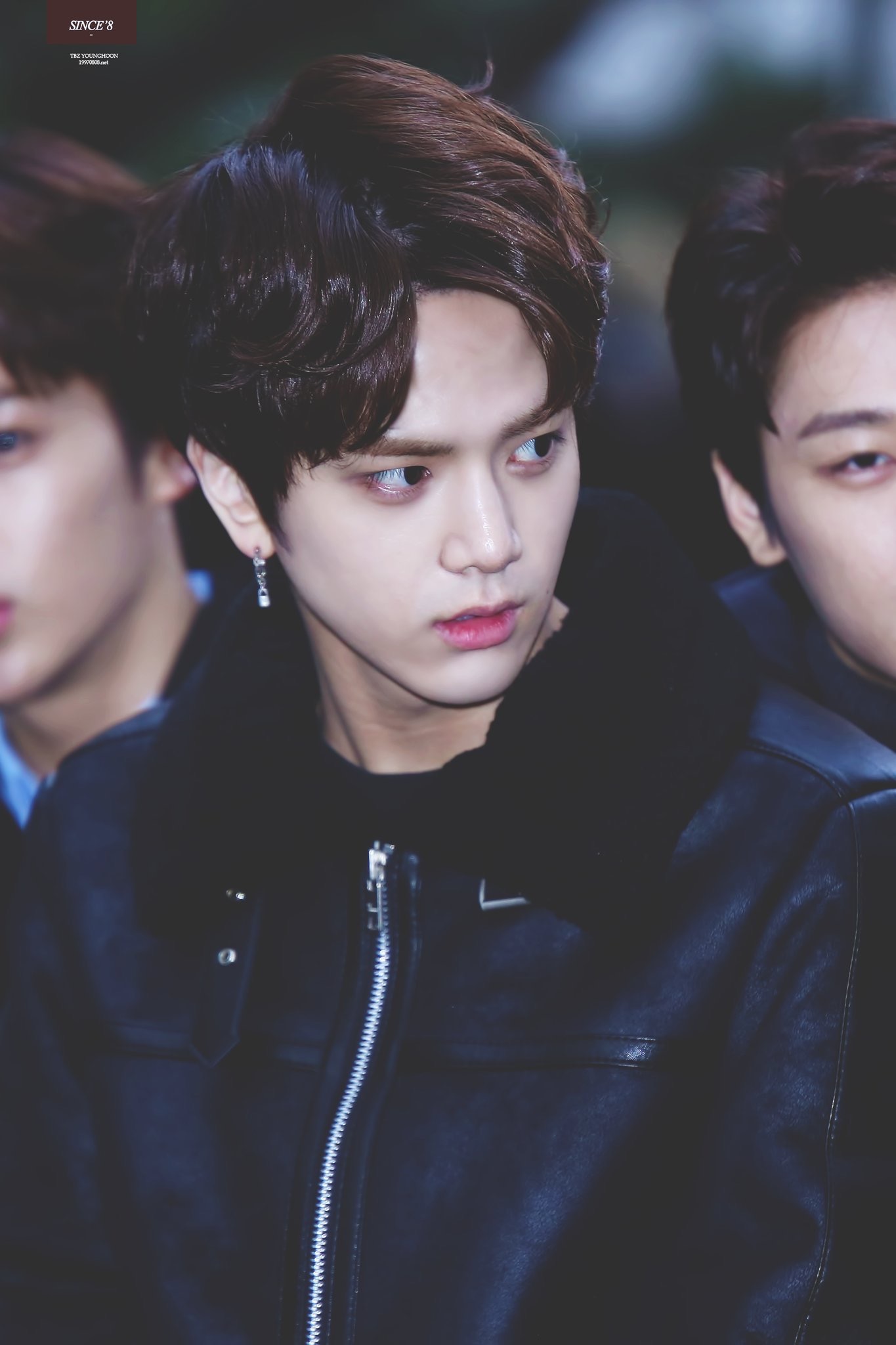 [잡담] 더보이즈 영훈 데뷔 전부터 지금까지 완전 똑같이 생겼는데 | 인스티즈