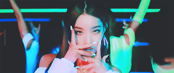 7일(금), 💚💙💜청하 솔로데뷔 2주년💚💙💜 | 인스티즈