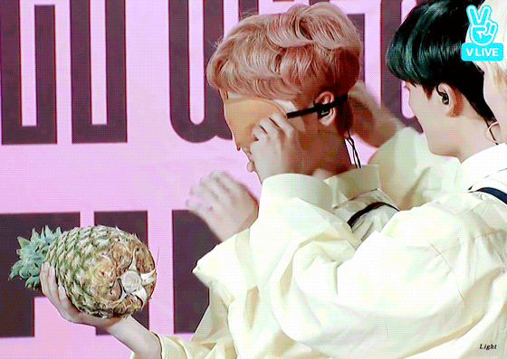 얘는 진짜 너무 귀여워 진짜 하리보 요정 ㅠㅠㅠㅜ | 인스티즈