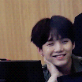 [방탄소년단/민윤기/전정국] 전정국을 짝사랑하는 것은 하늘의 별따기 보다 어렵다 02 | 인스티즈