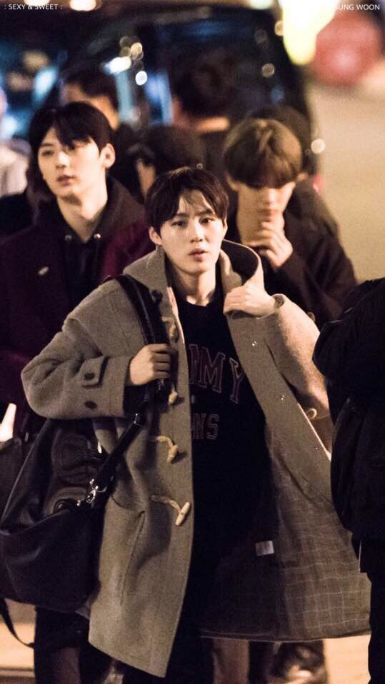 하성운 이날.. | 인스티즈