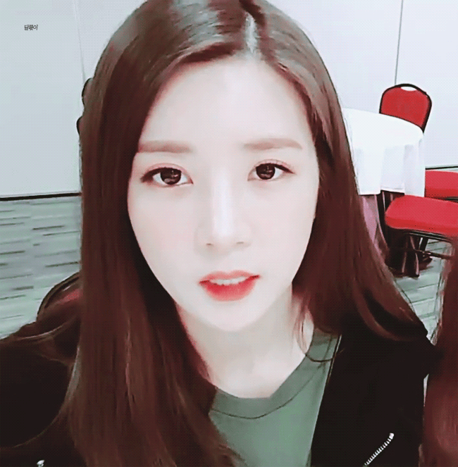 박초롱은 왜...............왜이렇게 | 인스티즈