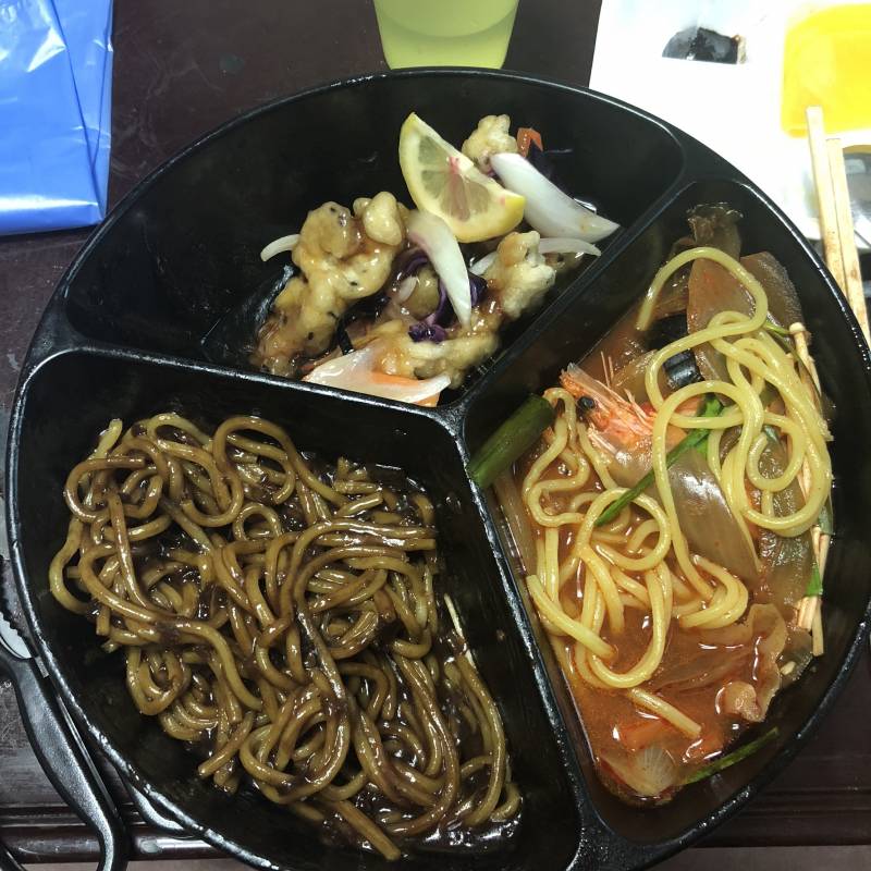 짜짬탕 시켰는데 이만큼이나 남음ㅠㅠ | 인스티즈