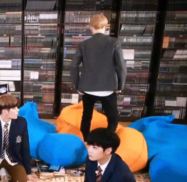 황민현 이 짤 봐도봐도 안질린다 ㅋㅋㅋㅋㅋㅋㅋㅋㅋ | 인스티즈