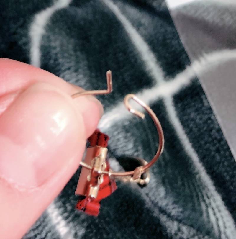 귀걸이 샀는데 이거 어케 귀에 넣는 거야? | 인스티즈