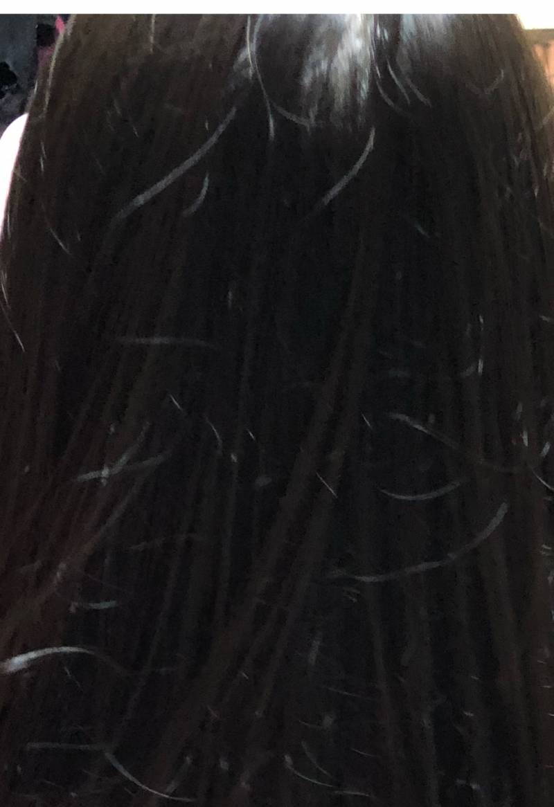 익들아 이거 대충찍은사진인데 머리숱많이없어보여...? | 인스티즈