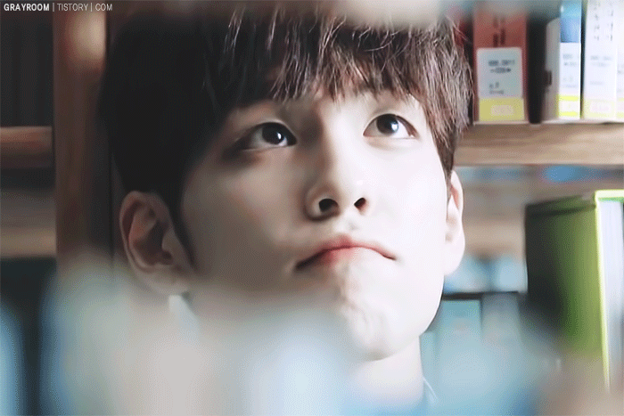 [잡담] 원필이 눈꼬리 내려간거 너무 귀엽다 | 인스티즈