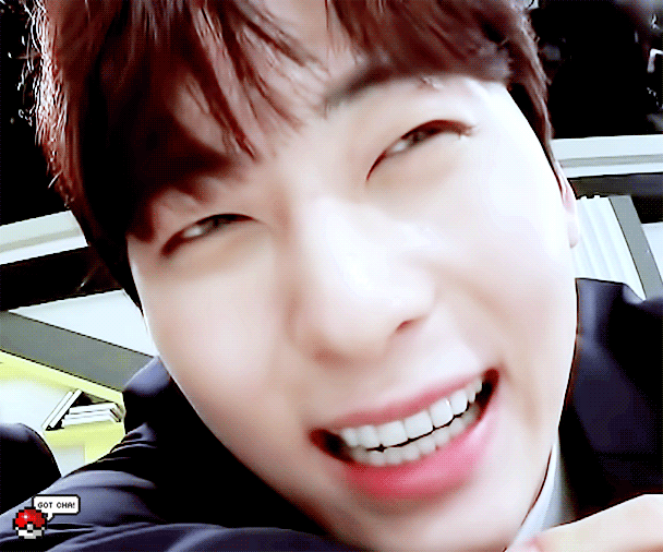 약간 뉴이스트 황민현 뭐라고 해야하나,...? | 인스티즈