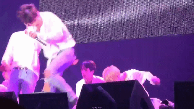 독방 탄소들이 입을모아'직접 추천한 직캠' 모음글 | 인스티즈