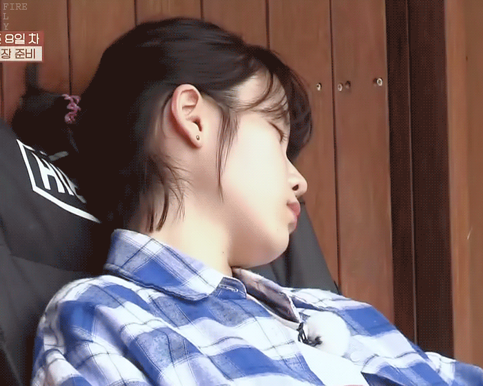 지은이 아직 자고 있나봐 | 인스티즈