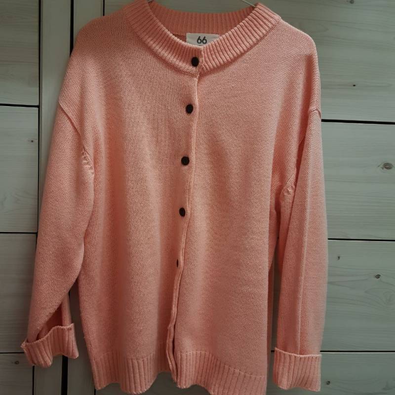 ♥옷장정리했습니다:-) 5천원 이하♥ 아디다스,스파오,빈폴,르꼬끄,귀마개, 치마, 니트,후드티,맨투맨 등등 싸게 가져가세요 | 인스티즈