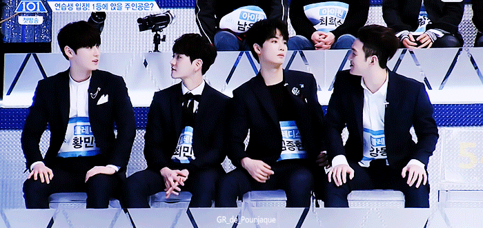 무려 데뷔 8년만에 음악방송 1위 한 아이돌.... | 인스티즈