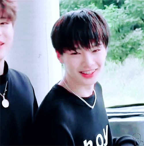 내가 앓는 애들 소나무는 아닌거 같고... 나 대략 무슨 얼굴 좋아하는거 같아...??? | 인스티즈