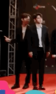 ㄱ 난 진짜 른이 손 타는 거 너무 좋아하거든 | 인스티즈