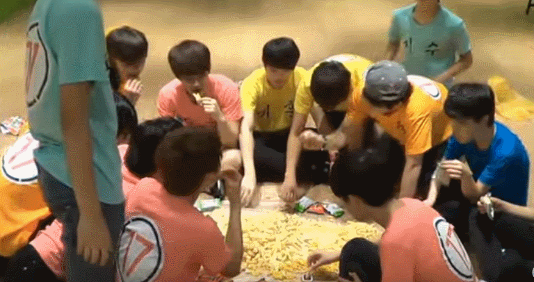 세븐틴은 과자파티도 스케일이 어나더레벨임 | 인스티즈