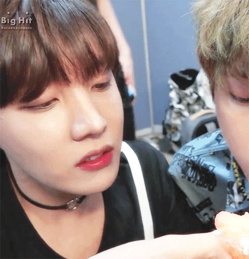 제이홉 이건 왜 빼먹어 | 인스티즈