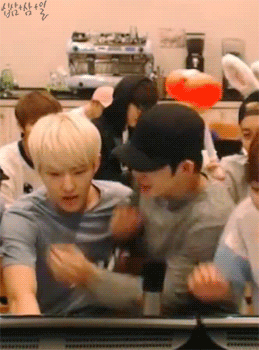 에스쿱스 승체리🍒💕 움짤인데 너무 행복하다 | 인스티즈