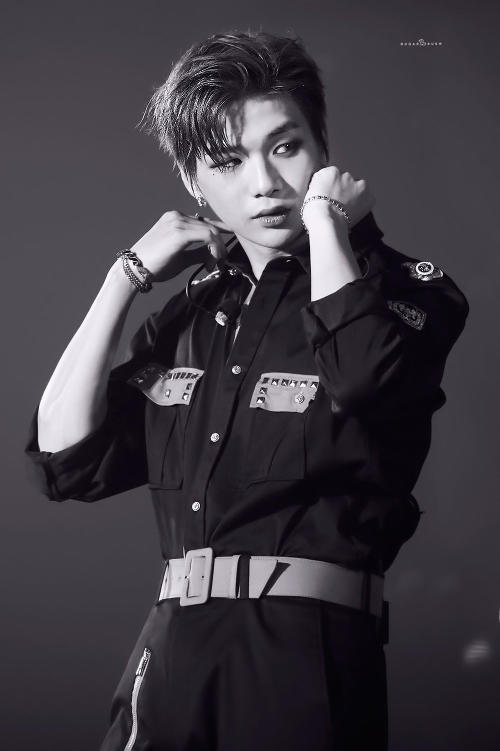 와 이래서 강다니엘보고 허리왜거기있어라고하는구나 | 인스티즈