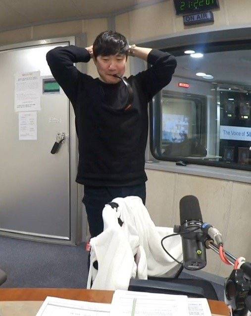 오늘자 김아랑 따라하는 배성재.jpg | 인스티즈