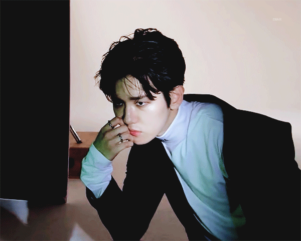 노래도 겁나 잘하고 춤도 겁나 잘 추고 끼 넘치는 아이돌을 파는 기분이란... | 인스티즈