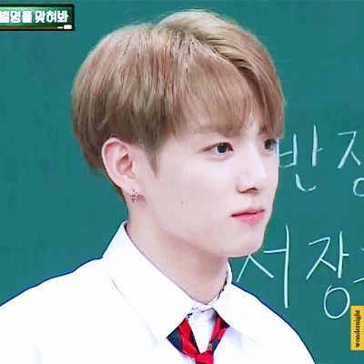 [방탄소년단/전정국] 학교 앞 편의점 알바하는데 태권도학과 남자애가 너무 자주 온다 01 | 인스티즈