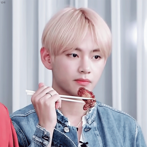 보고 있으면 시트콤에서 나오는 엉뚱하지만 귀엽고 순수한캐릭터같은 아이돌ㅋㅋㅋㅋㅋㅋㅋㅋㅋㅋㅋㅋㅋㅋㅋㅋㅋㅋㅋ | 인스티즈