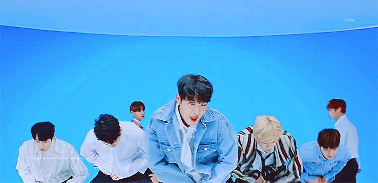 워너원뮤비보는데 제일 눈에 들어오는 사람.. | 인스티즈