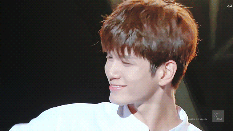 옹성우 이사진 넘흐조아 | 인스티즈