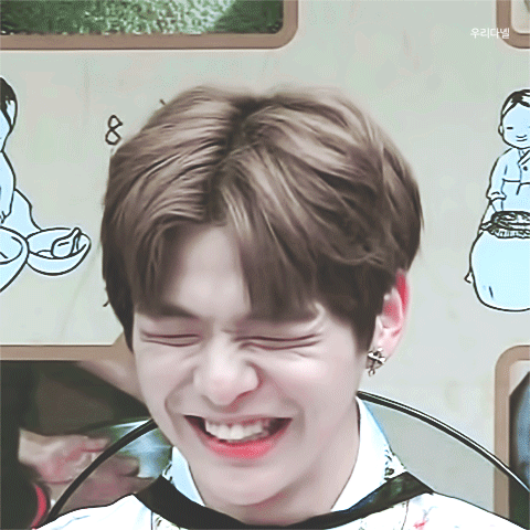 강다니엘 웃는거 딱 ≥ㅁ≤ 요거 ㅋㅋㅋㅋㅋㅋㅋ | 인스티즈