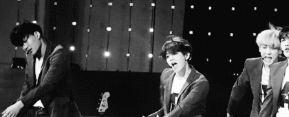 칼군무 다 부수는 엑소 백현 & 카이 gif | 인스티즈