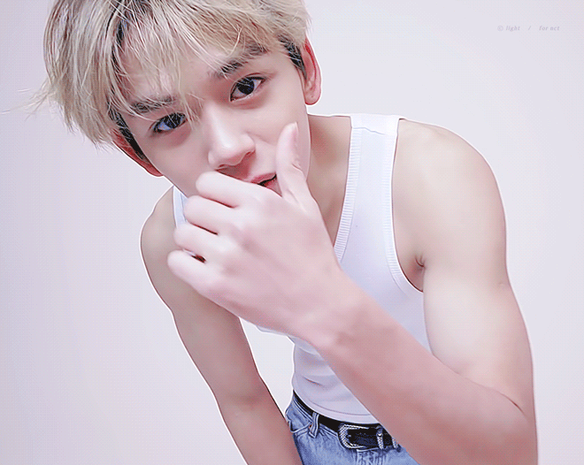 새벽이자나 그치? 핫한거 보구가🔥🔥🔥 | 인스티즈