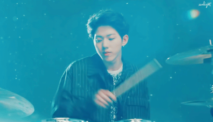 데식 발리는 모먼트 | 인스티즈