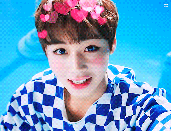 요즘 광고 진짜 엄청 찍어대는 아이돌 워너원...jpg | 인스티즈