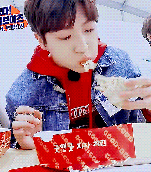 데뷔 초 너무 잘먹던 더보이즈... | 인스티즈