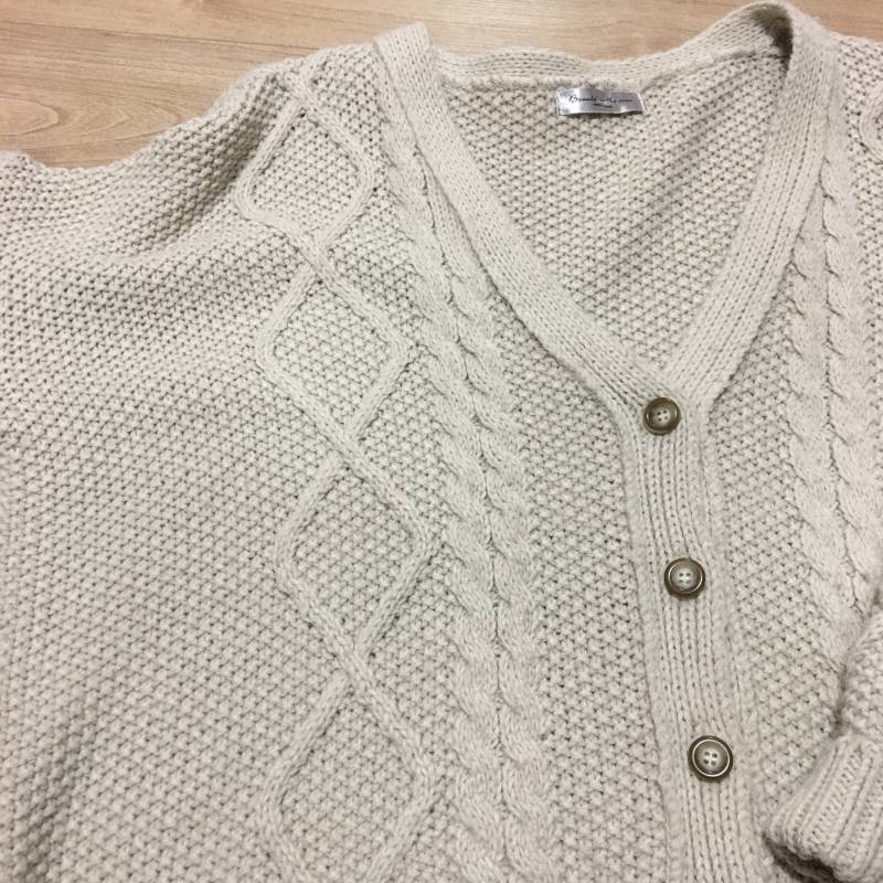 오트밀색 꽈배기 가디건 팔아요❤️ | 인스티즈