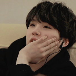 방탄소년단이 못 뜬지 3년... 결국 나는 에그타르트집을 차렸다.txt | 인스티즈