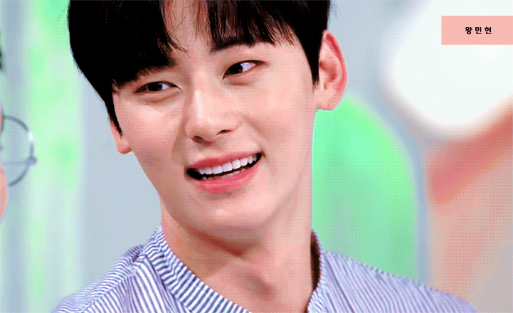 약간 뉴이스트 황민현 뭐라고 해야하나,...? | 인스티즈