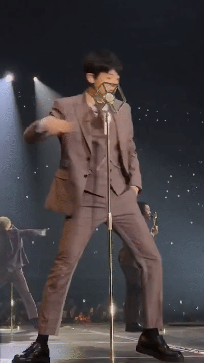 찬열이가 팬들을 보는 눈빛 | 인스티즈