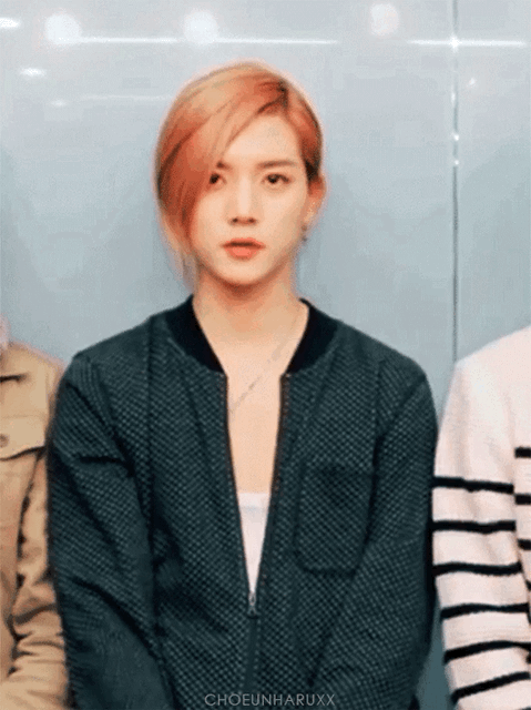 아니 뉴이스트 팬들아 나 이 짤 옷 지금 처음 봤어 | 인스티즈