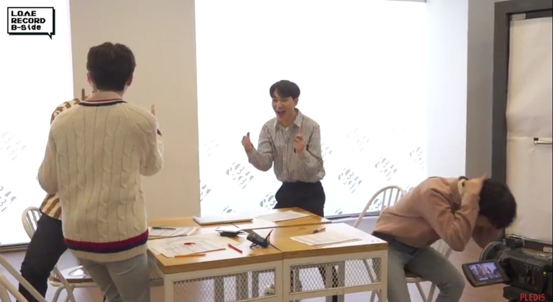 영상으로 봐야 진가를 알지만 사진으로 봐도 대유잼인 뉴이스트 웃음 테라피 모음 ㅋㅋㅋ | 인스티즈