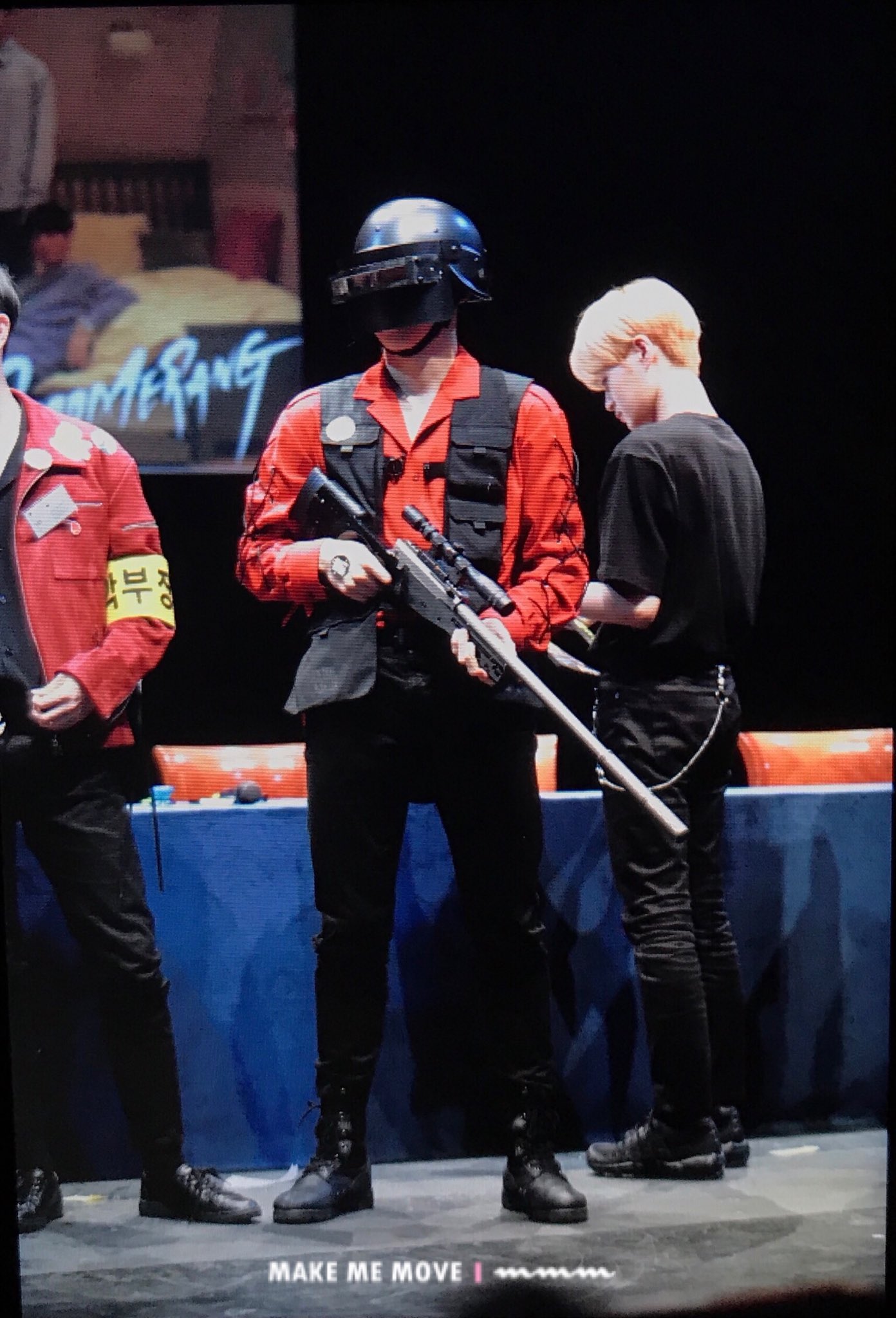 개인적으로 강다니엘 얼굴이랑 몸 갭 쩐다고 생각했던 때 | 인스티즈