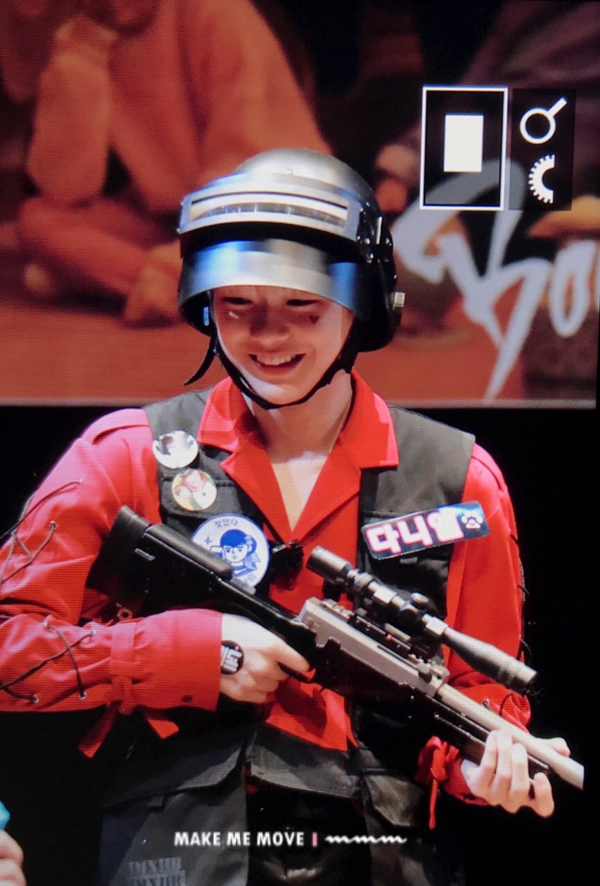 개인적으로 강다니엘 얼굴이랑 몸 갭 쩐다고 생각했던 때 | 인스티즈