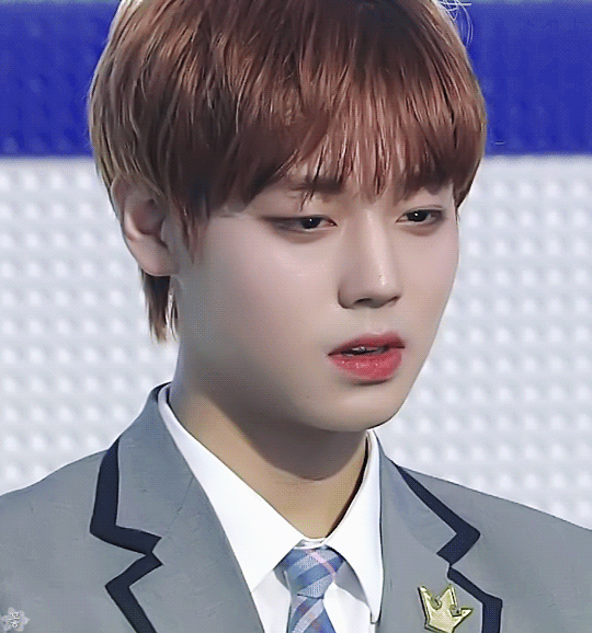 작년엔 1위후보 단상 위 올해는 선배석에 착석한 그때 그 윙크남 | 인스티즈