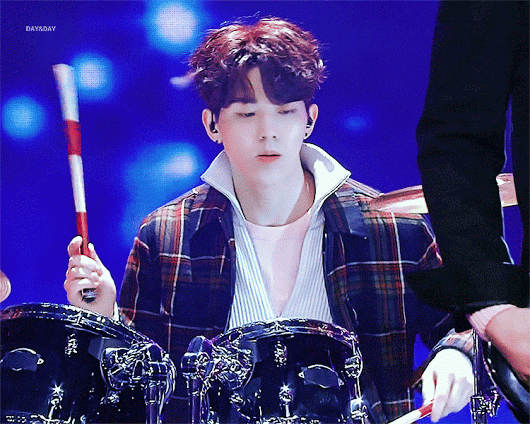 데식 발리는 모먼트 | 인스티즈