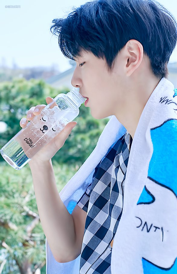 강다니엘 담요 이뽀ㅜㅜ | 인스티즈